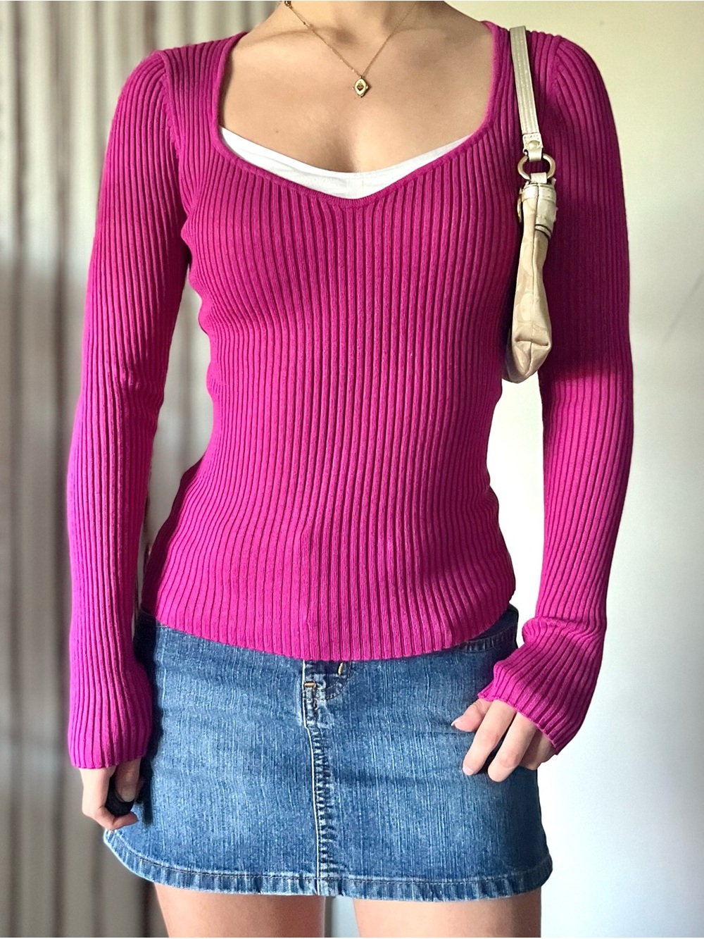 pink sweetheart neck ribbed long sleeve top